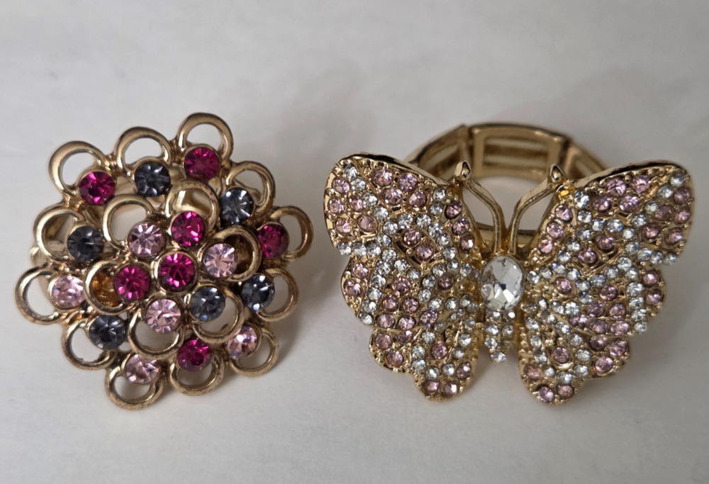 Monet Lot of 2 Gold Tone Rhinestone Butterfly & Flower Rings #AER4